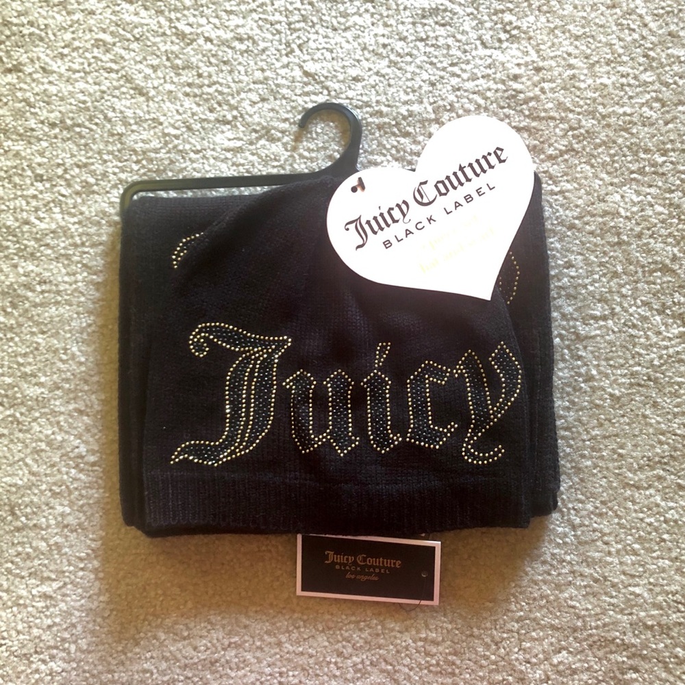 NWT Juicy Couture Bling Hat & Scarf Set